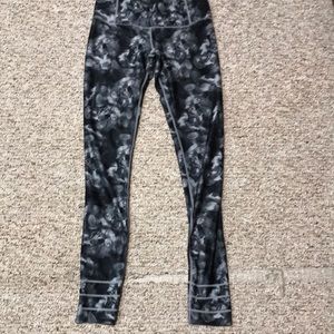 Reversible workout pants